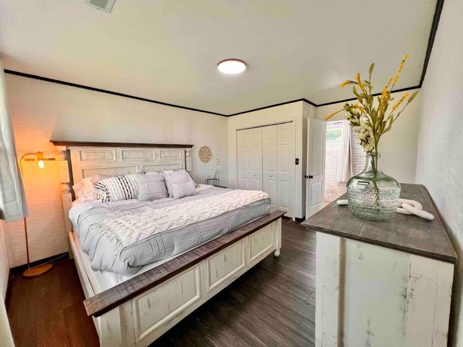 Small Rental For Couple Getaway Dalton Exterior foto